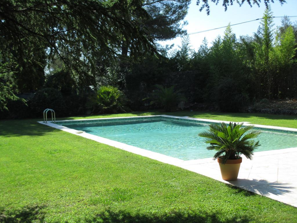 Le Clos Des Canebiers Panzió Grasse Kültér fotó