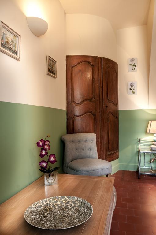 Le Clos Des Canebiers Panzió Grasse Szoba fotó