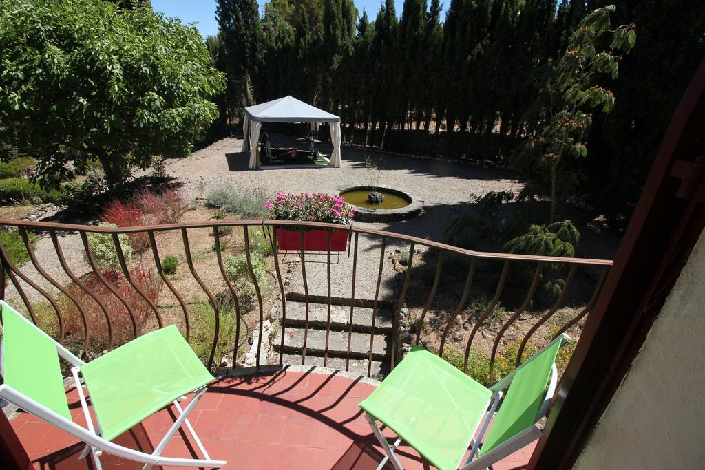 Le Clos Des Canebiers Panzió Grasse Kültér fotó