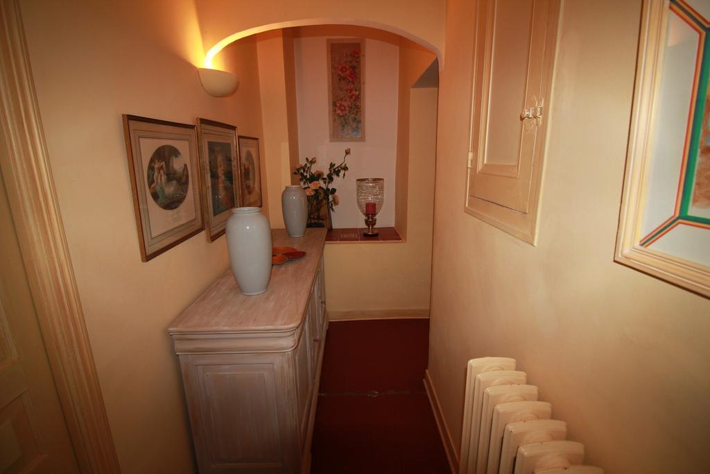 Le Clos Des Canebiers Panzió Grasse Kültér fotó