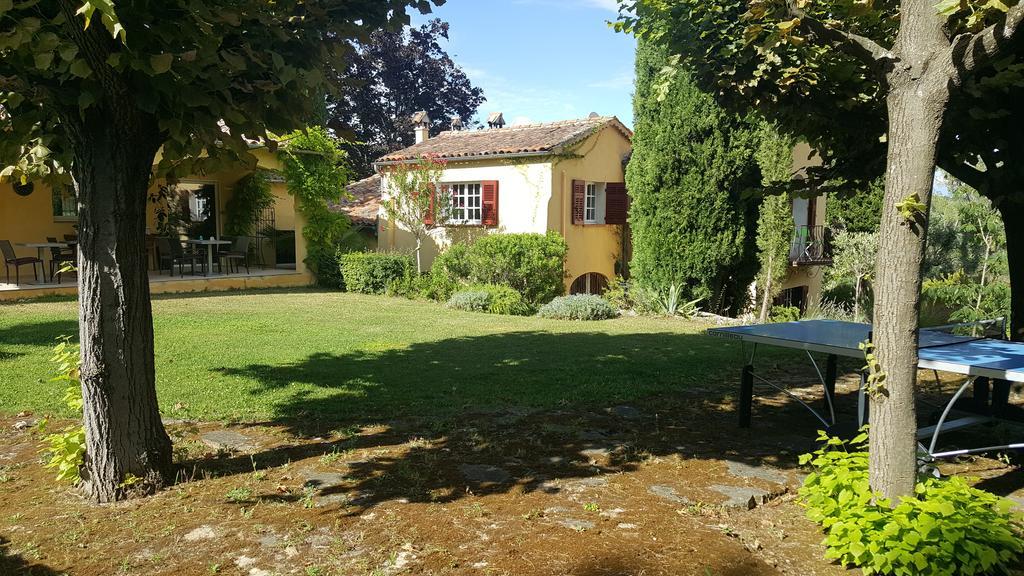 Le Clos Des Canebiers Panzió Grasse Kültér fotó