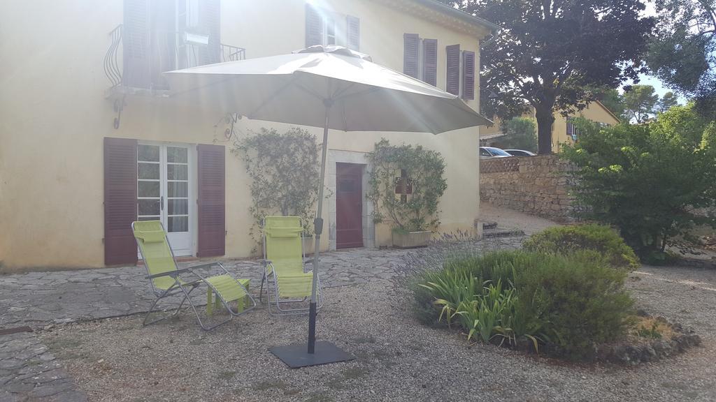 Le Clos Des Canebiers Panzió Grasse Kültér fotó